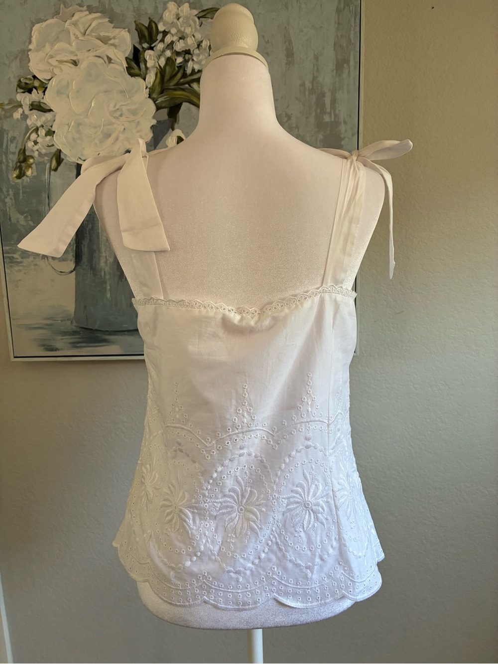 Loretta Caponi Donata White Cotton Embroidered Eyelet Tie-Shoulder Tank Top - Picture 10 of 11